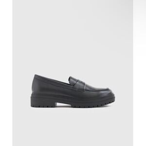 Quince Italian leather Black Women's Loafers